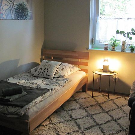 #3 Gemuetliches Ruhiges Zimmer Gartenblick, Gemeinschaftsbad W-Lan Airport Nah Gelegen Mit Late Night Check In Haus Nr 9,5 Trunkelsberg Exterior photo