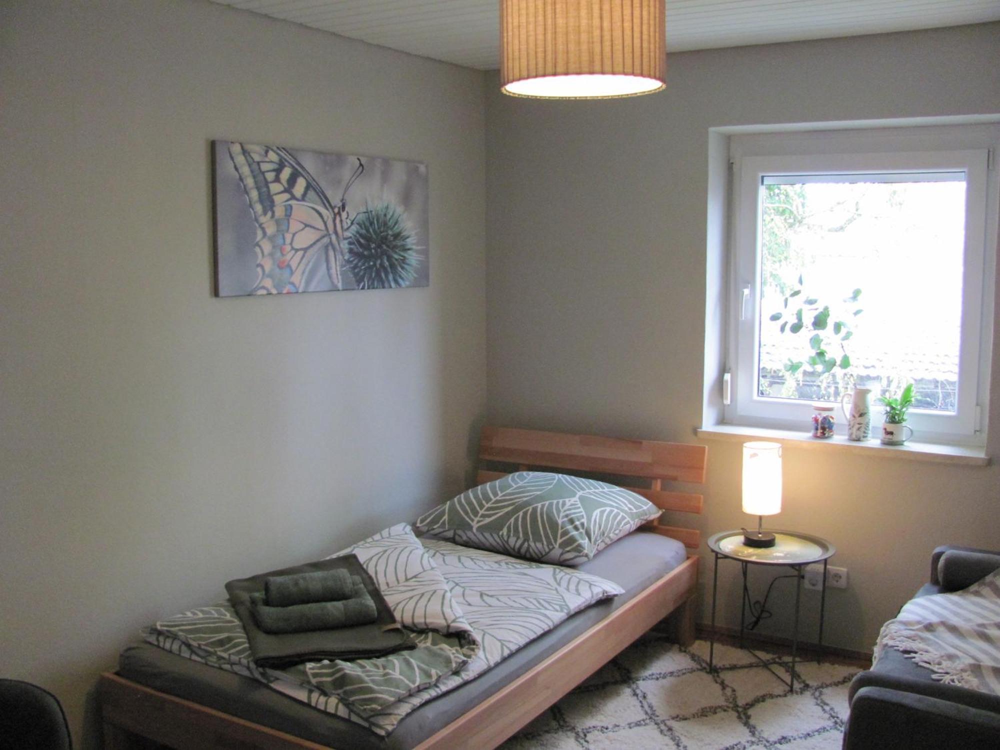 #3 Gemuetliches Ruhiges Zimmer Gartenblick, Gemeinschaftsbad W-Lan Airport Nah Gelegen Mit Late Night Check In Haus Nr 9,5 Trunkelsberg Exterior photo